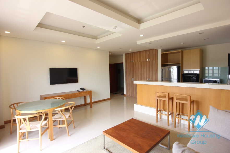 A luxury gorgeous one bedroom apartment in High-End Buliding for leasing